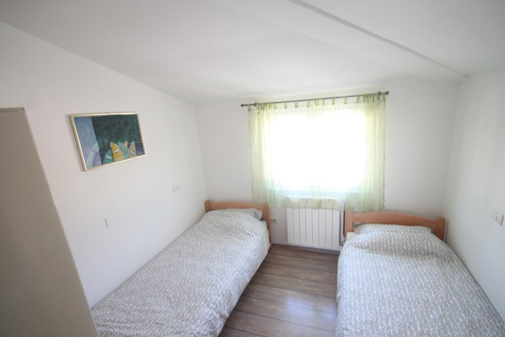 Holiday House Veli Vrh Pula Pokoj fotografie