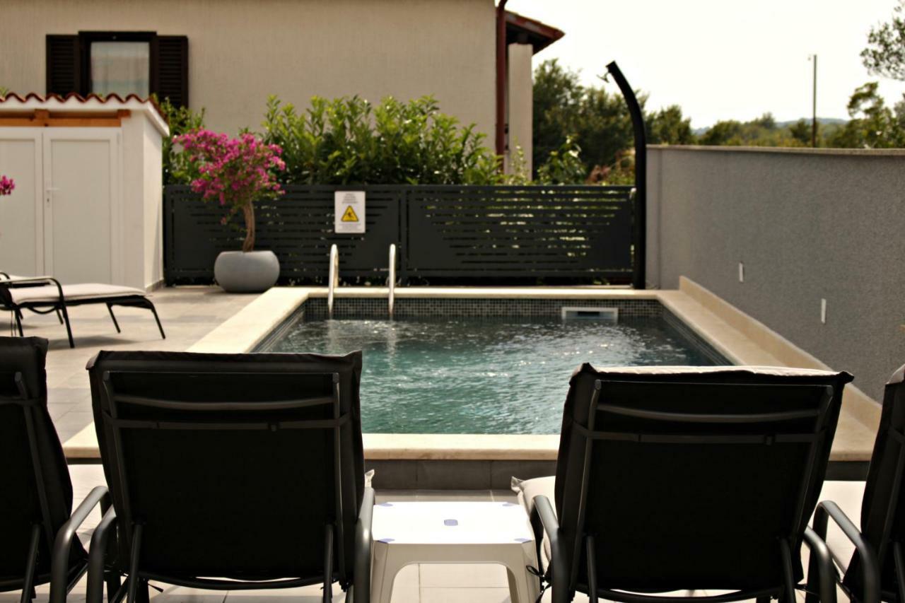 Holiday House Veli Vrh Pula Exteriér fotografie